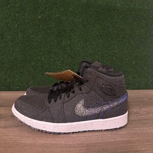 Jordan 1 Mid ‘Crater’ Size 9